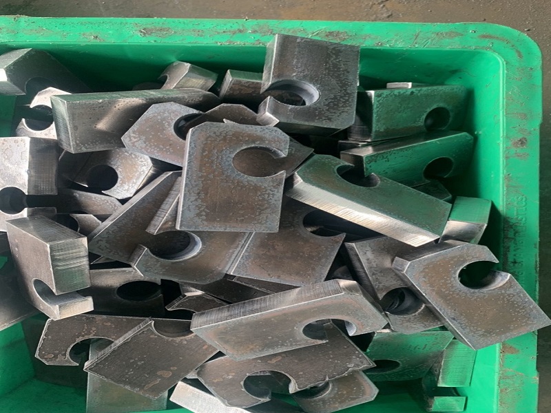 Gia Công Thép, Cắt CNC, Cắt Laze Các Loại Thép, Cắt Theo Yêu Cầu