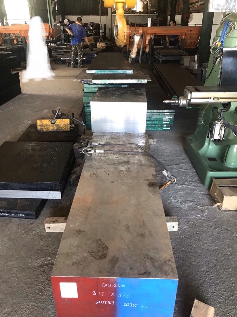 Giá Thép Tấm, Láp Tròn Đặc 12CrMoV, 12CrMoVB, E12CrMoV, X12CrMoV126